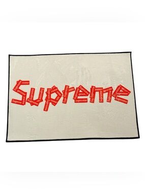 Supreme Tifted Rug